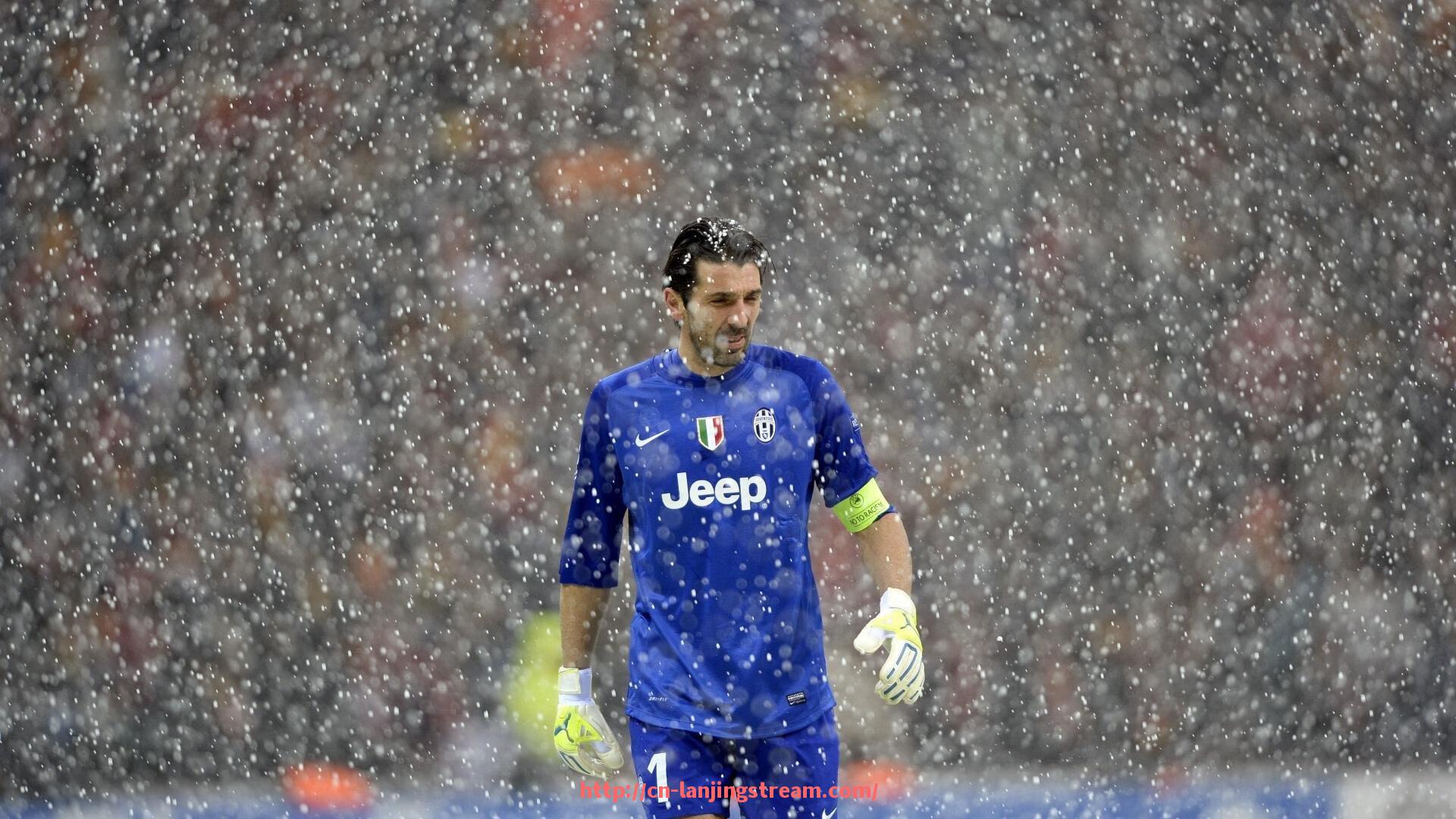 蓝鲸体育直播-世俱杯球迷摄像指南:记录每一刻的高质量拍摄技巧